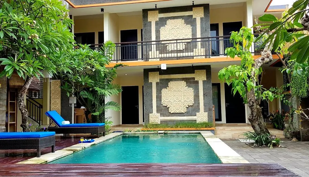 Eddys Cottages & Villa-1